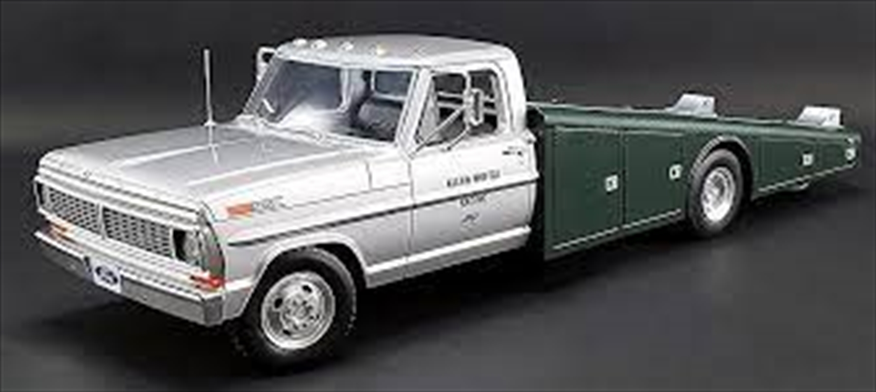 1:18 #33 Brut 1970 Ford F-350 Ramp Truck Allan Moffat/Product Detail/Figurines