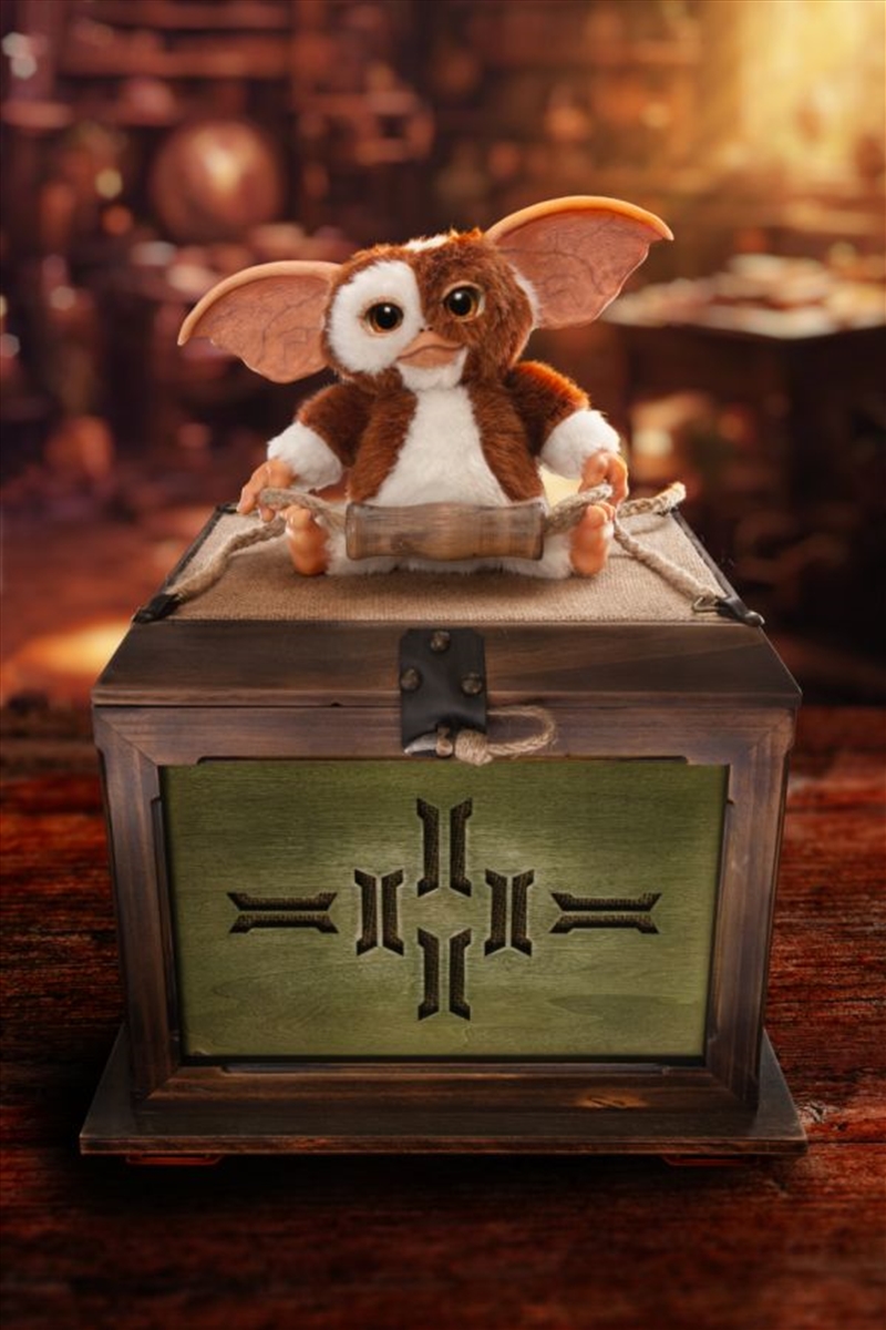 Gremlins - Replica Mogwai box and Gizmo plush/Product Detail/Replicas