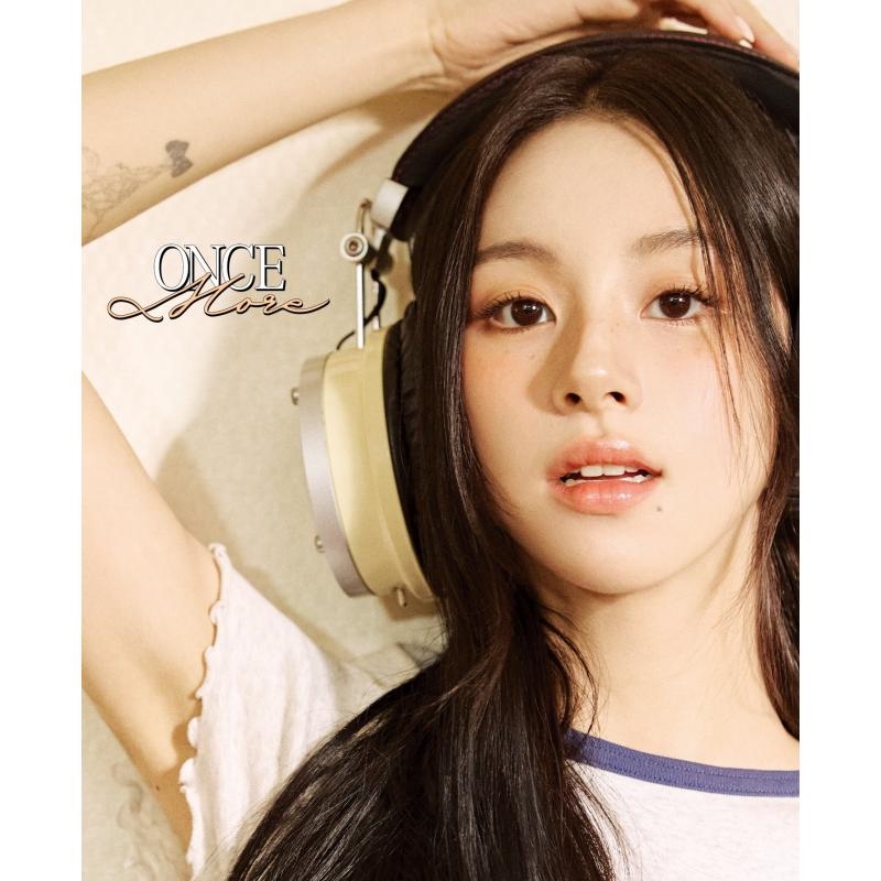 Esquire Photo Book : Once More [C] (Cover : Chaeyoung)/Product Detail/KPOP Merch