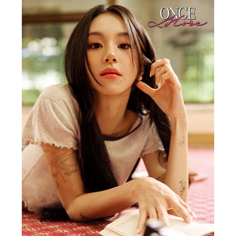 Esquire Photo Book : Once More [D] (Cover : Chaeyoung)/Product Detail/KPOP Merch