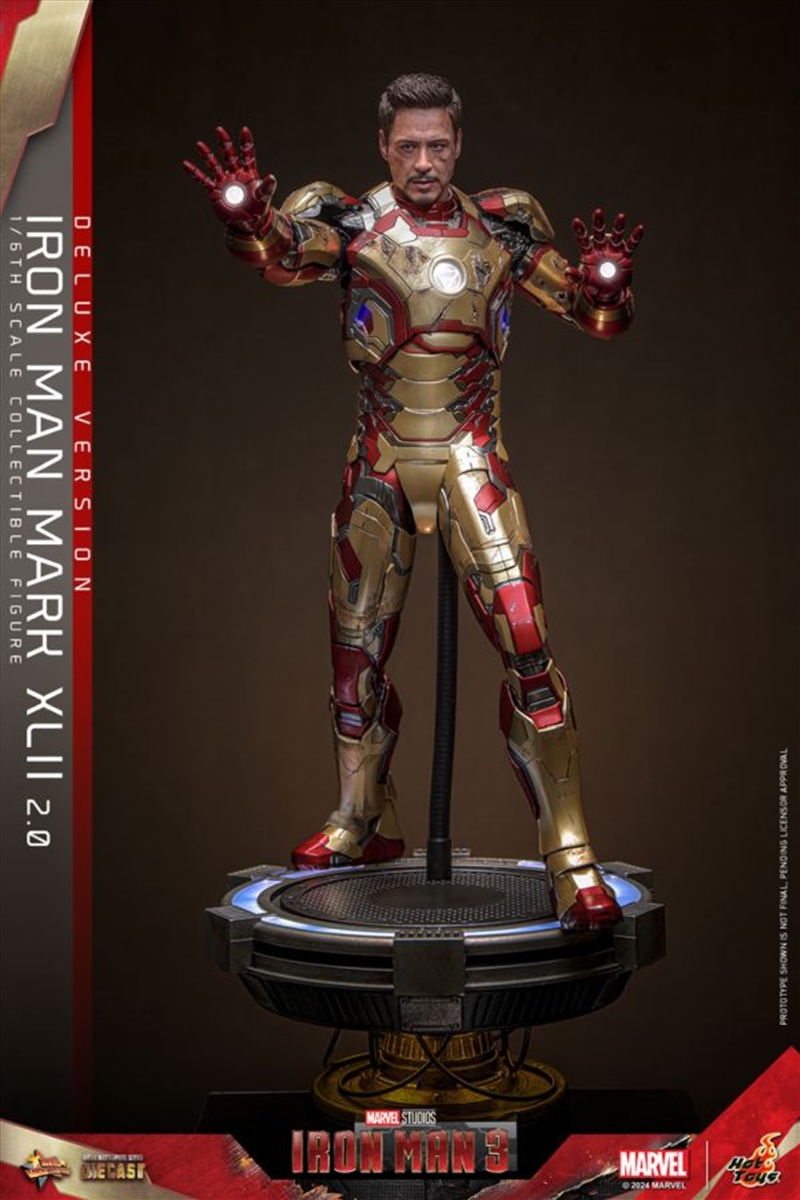 Iron Man 3 - Iron Man Mk 42 (2.0) Deluxe 1:6 Scale Collectable Action Figure/Product Detail/Figurines