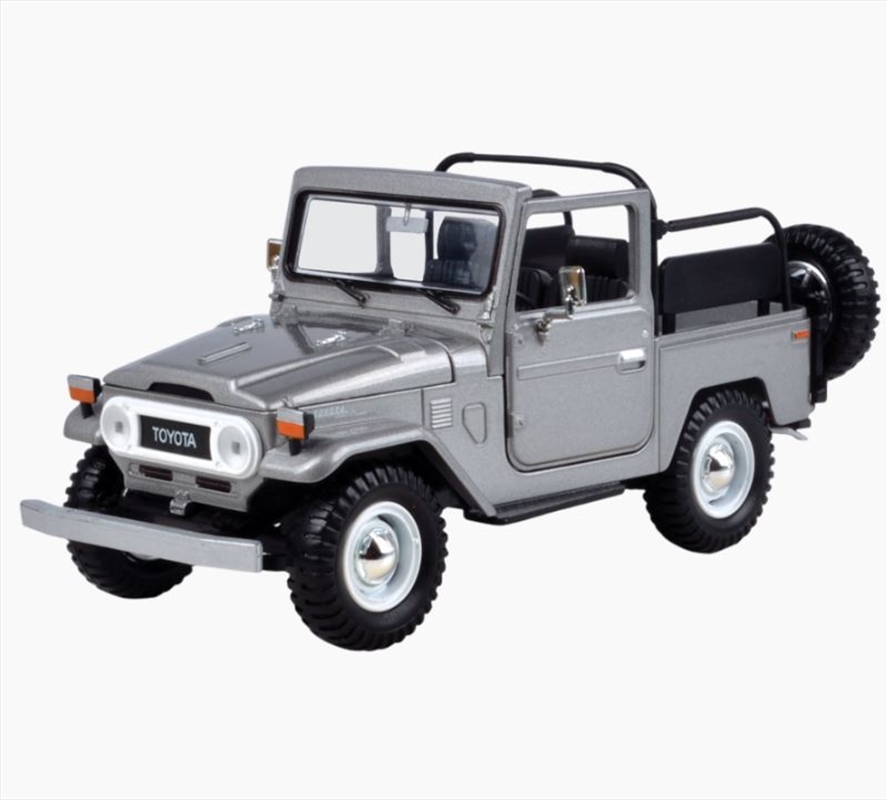 Platinum Collection - 1:24 Toyota Fj 40 (Convertible)/Product Detail/Figurines