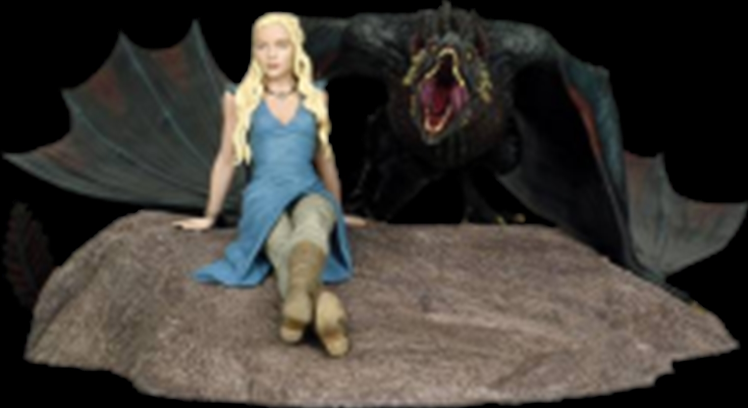 Daenerys and store drogon statue