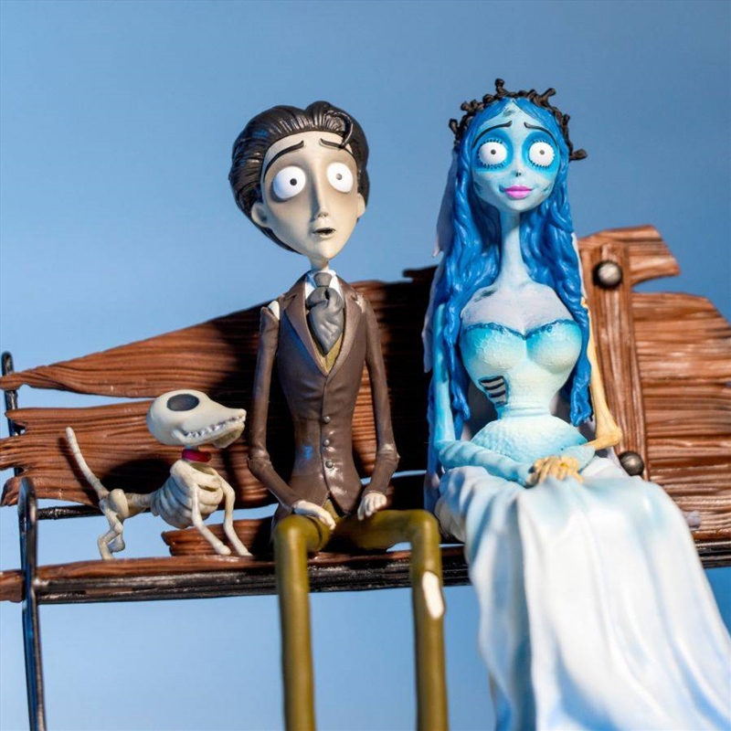 Corpse Bride - Victor and Emily on Bench 1:10 Scale Figure Set/Product Detail/Figurines