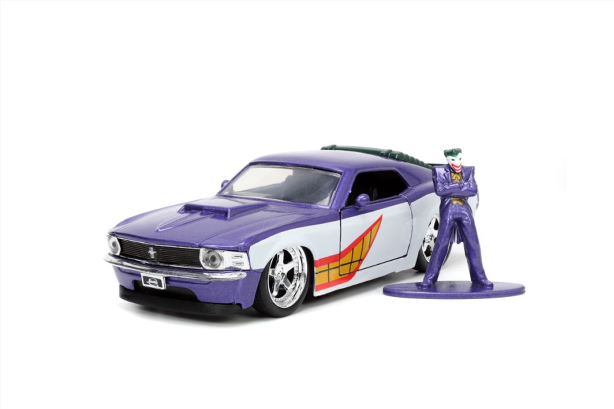 DC Comics - 1970 Ford Mustang Boss 429 W/Joker 1:32 Scale/Product Detail/Figurines